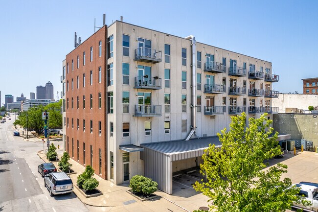 Photo - e5w Building