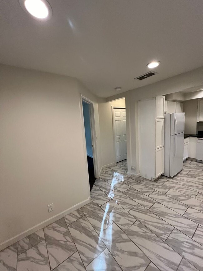 Photo - 1713 N St Unit 2