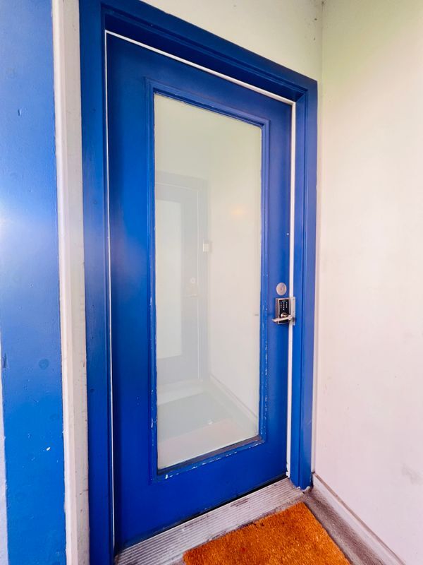 Photo - 5525 Harold Way