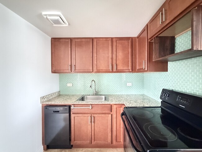 Photo - 7630 N Milwaukee Ave Unit A3