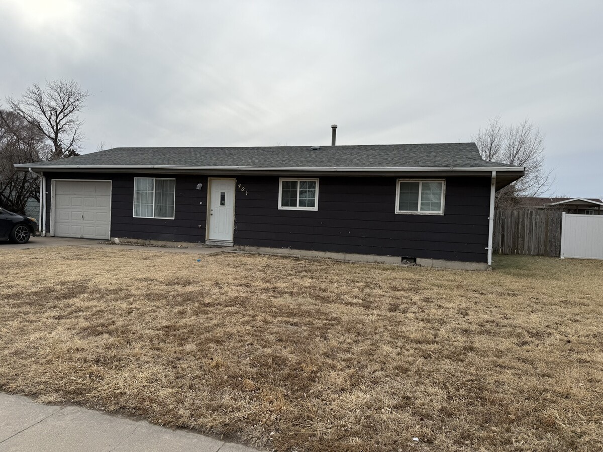 Photo - 1403 Freedom Ln