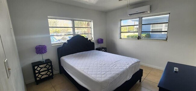 Photo - 2036 NE 26th St Unidad 1