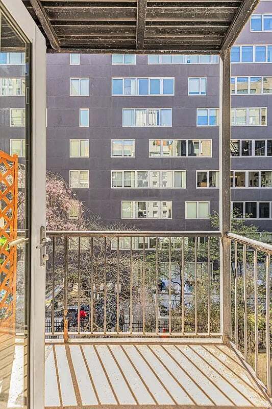448 W 19th St Unit 3G