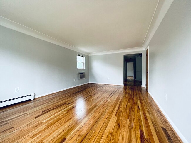 Living room view from front door - 4036 O Leary Ave Unit 3