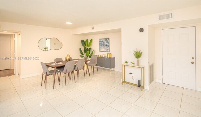 Photo - 1201 S Ocean Dr Unit 904S