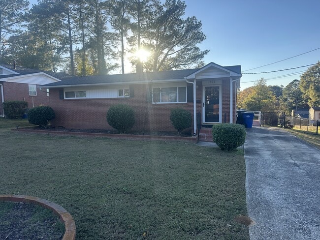 Building Photo - 1926 Boaz Rd