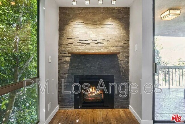 Photo - 1230 N Sweetzer Ave Unit 210