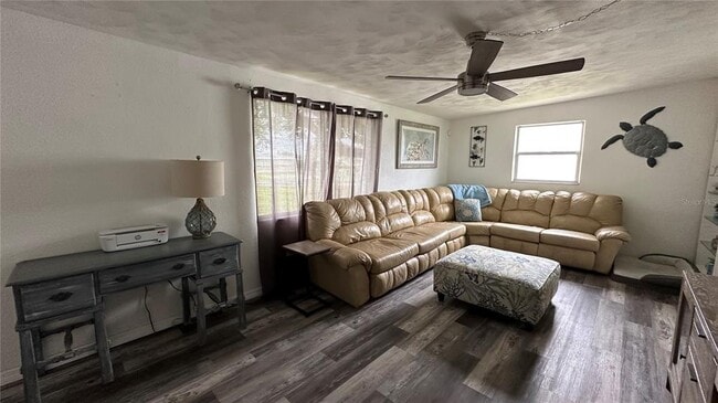 Photo - 526 Alta Vista