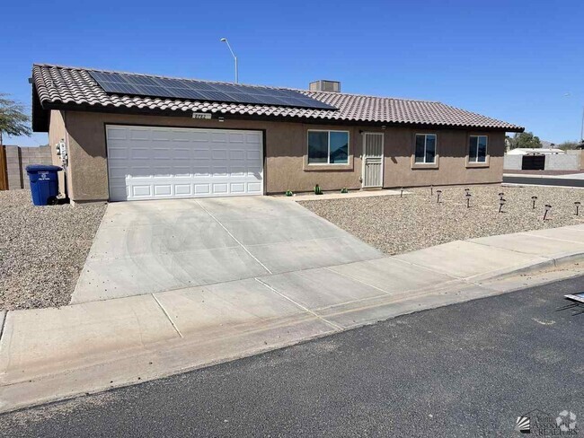 Building Photo - 8782 E 36th Pl Rental