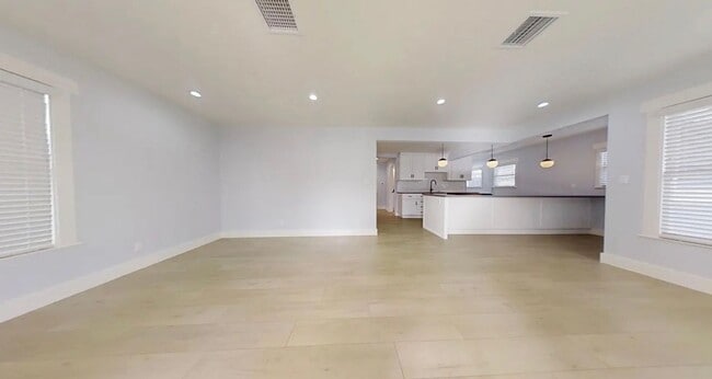 Photo - Adorable 3 bedroom in near Old Town Orange