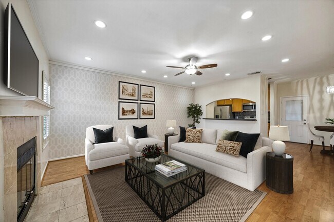 Photo - 9850 Pagewood Ln Unit 1507