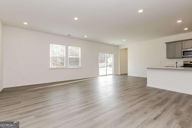 Photo - 308 Trulove Ln