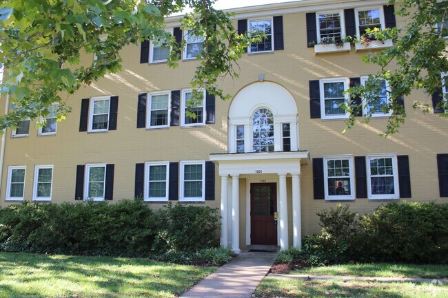 Building Photo - 1101 Belle View Blvd Rental
