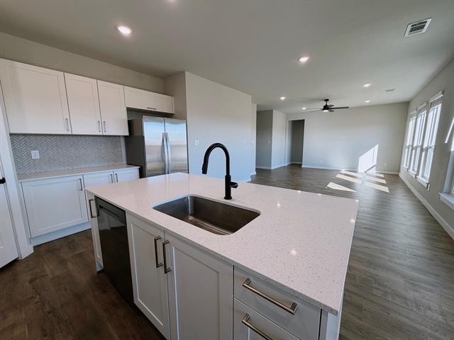 Photo - 3842 Clovis St