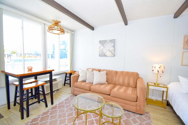 7 45th St Unit Ocean Waye 106