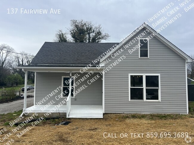 Building Photo - Newly Renovated 2-Bedroom, 1-Bath Home wit...