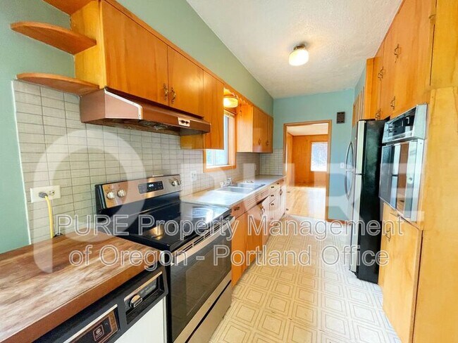 Photo - 1737 N Rosa Parks Way