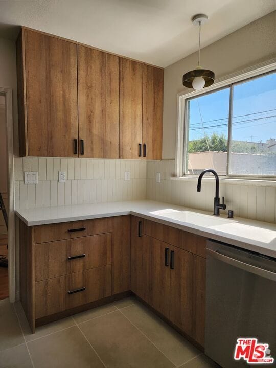 Building Photo - 339 N Gardner St Rental