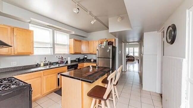 Photo - 1456 W Irving Park Rd Unit 1