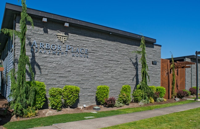 Arbor Place Apartments