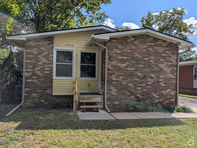 Building Photo - 1446 Rosewood St Rental