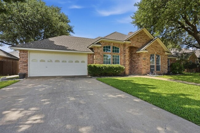 Photo - Home in Midlothian