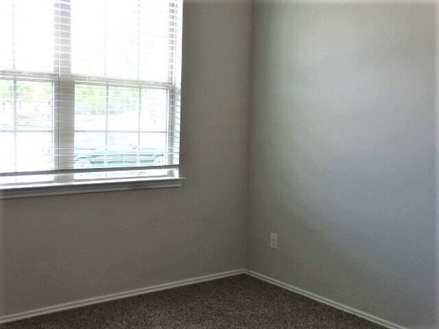 14215 W Rim Ln