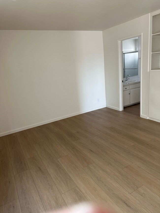 Photo - 836 Manhattan Ave Unit A