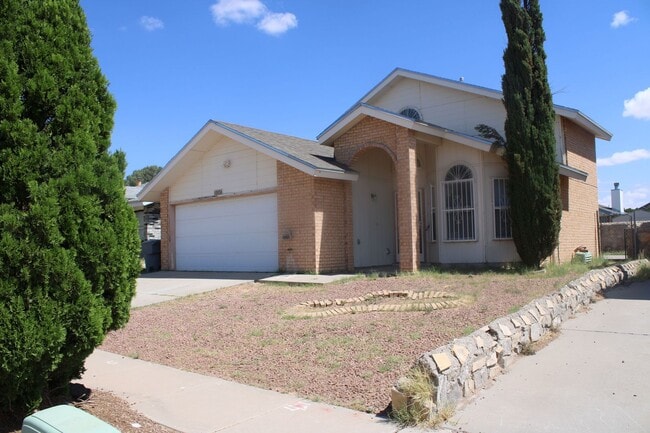 Building Photo - 10936 Whitehall Dr