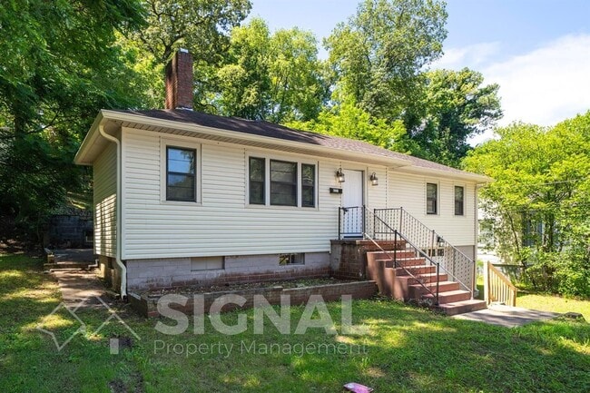 Photo - 4221 50th Ave N