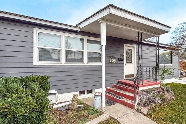 Building Photo - McPherson Duplex Unit 1126