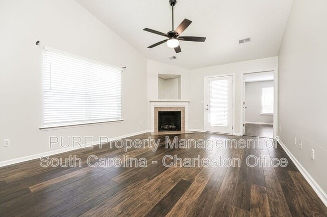 Photo - 7840 Park Gate Dr