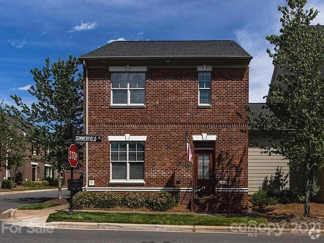 Building Photo - 500 Summerfield Place Rental