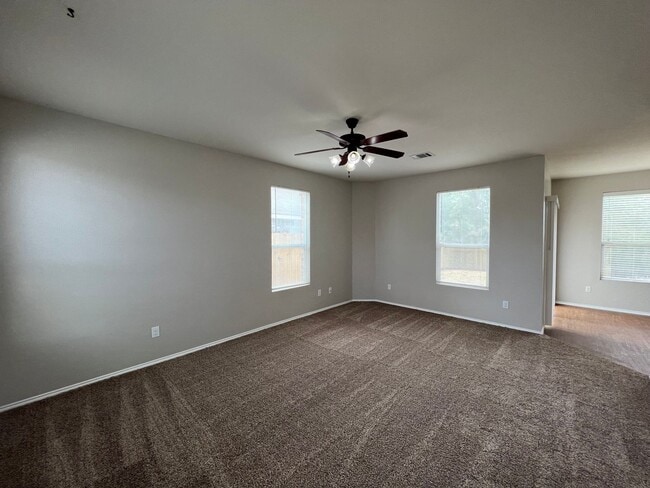 Photo - Saginaw Texas Homes For rent "Eagle Mountain-Saginaw ISD"