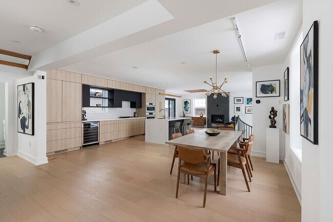 Photo - 159 Humbervale Blvd