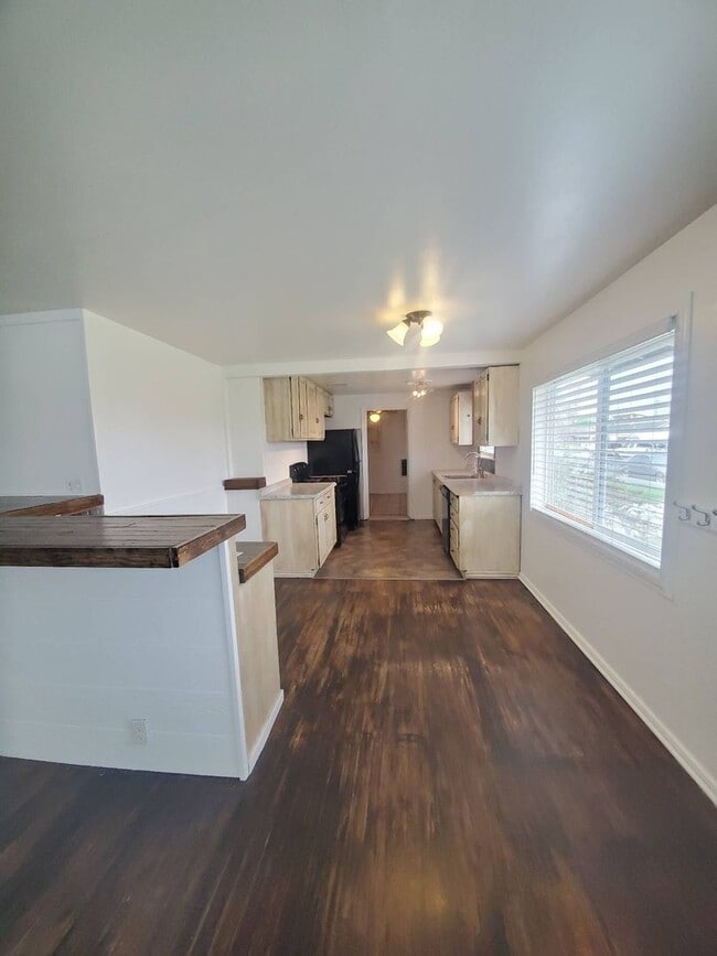 Photo - 3 Bedroom Home with Den