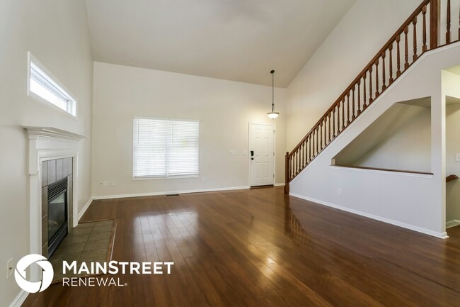 Photo - 2025 Santuomo Ave