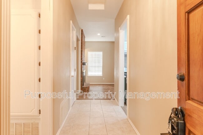 Photo - 1109 David Rd