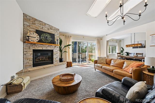 Photo - 11395 Calgary Rd