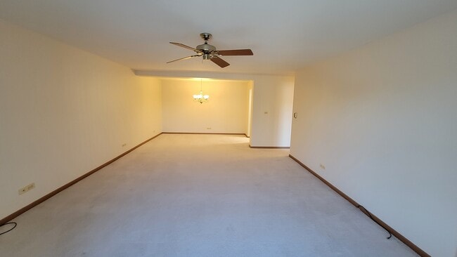 Photo - 300 Thames Pky Unit 2c