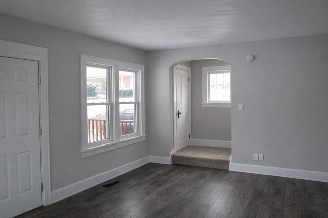 Photo - 2/3 Bedroom Plain Local House for Rent