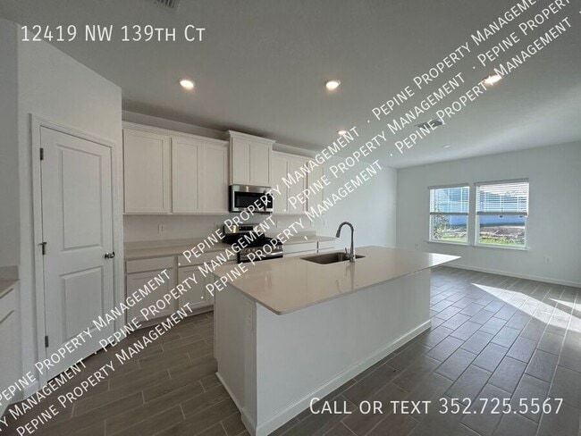 Photo - 12419 NW 139th Dr