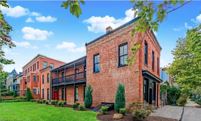 Building Photo - Welcome Home!