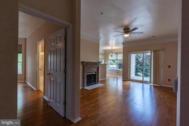 Photo - 1600 Spring Gate Dr. Unidad 2207