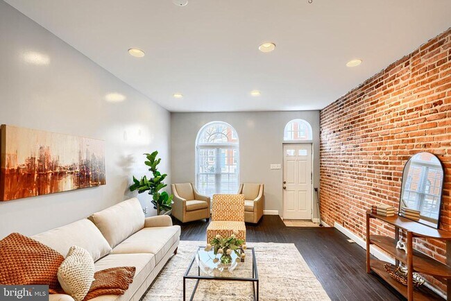 Photo - 112 East Ave