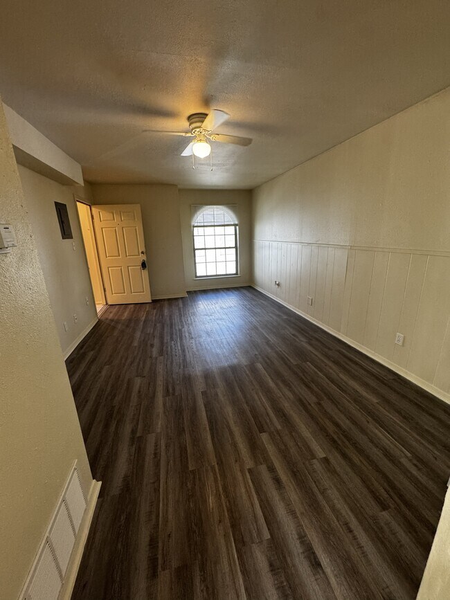 Photo - Zodiac Apartments