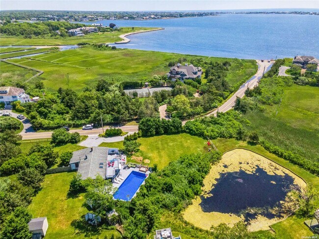 Photo - 9 Tanners Neck Ln