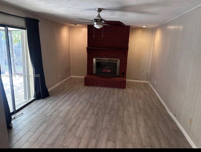 Photo - 168 Westwood Dr