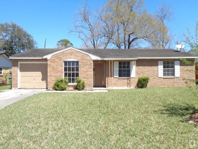 Building Photo - 4002 Cloverbrook Dr Rental