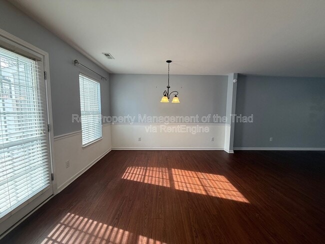 Photo - 6519 Ashebrooke Dr